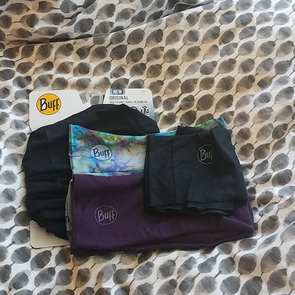 4 pack of Buffs